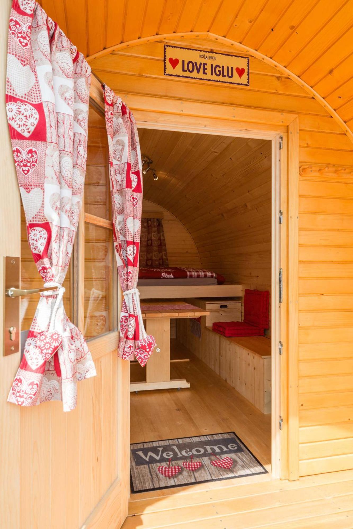 Camping Lazy Rancho - Eiger - Moench - Jungfrau - Interlaken Exterior photo